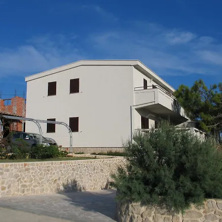 Apartments Matilda * Pag Town